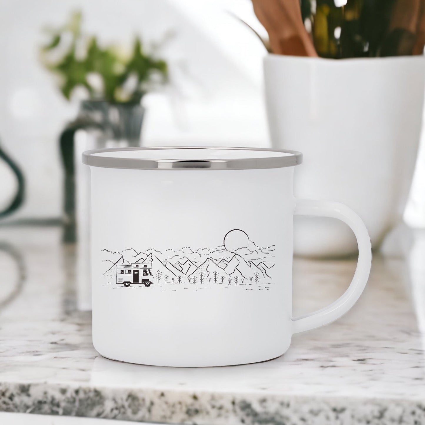 Taza esmaltada con borde metálico