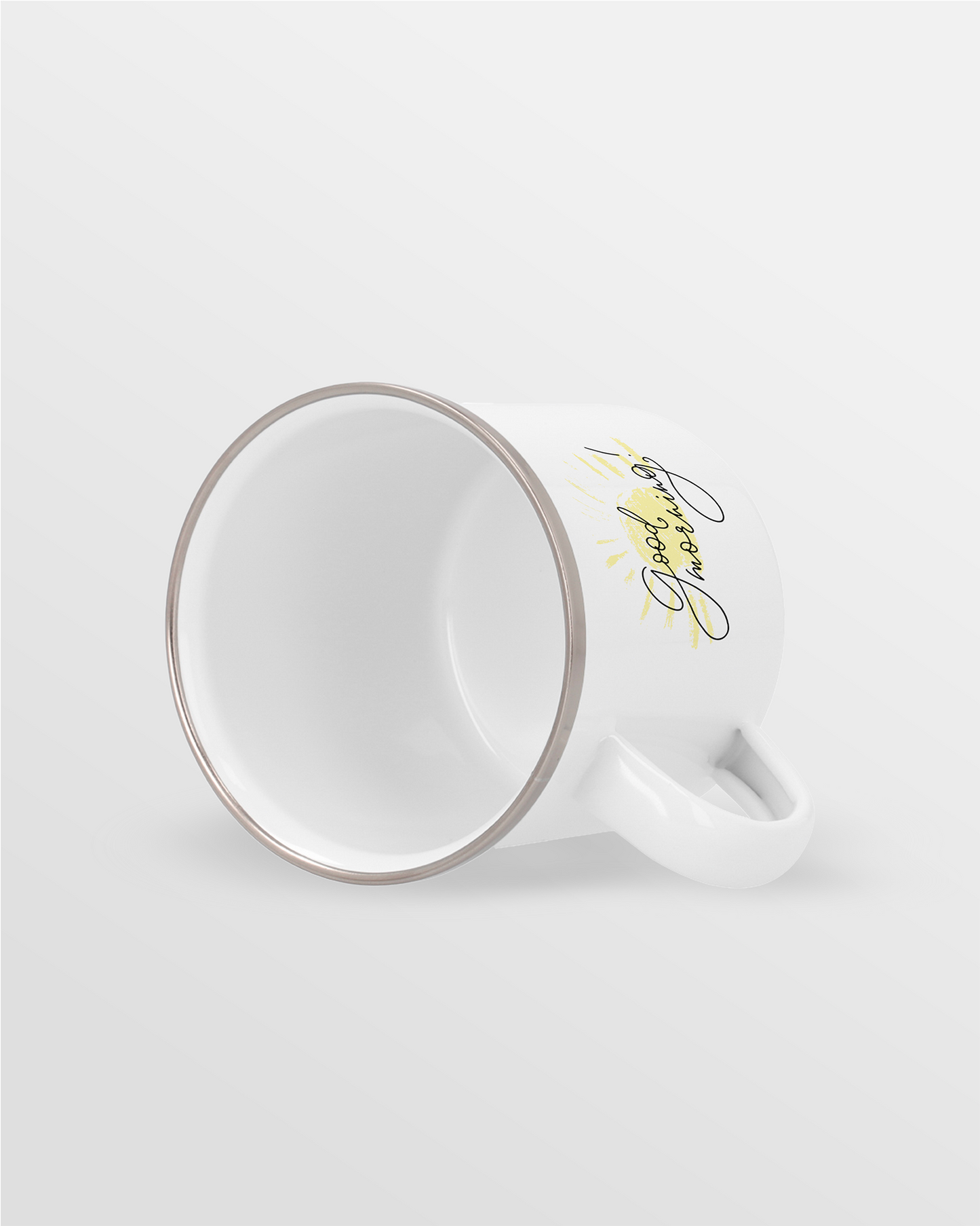 Taza esmaltada con borde metálico